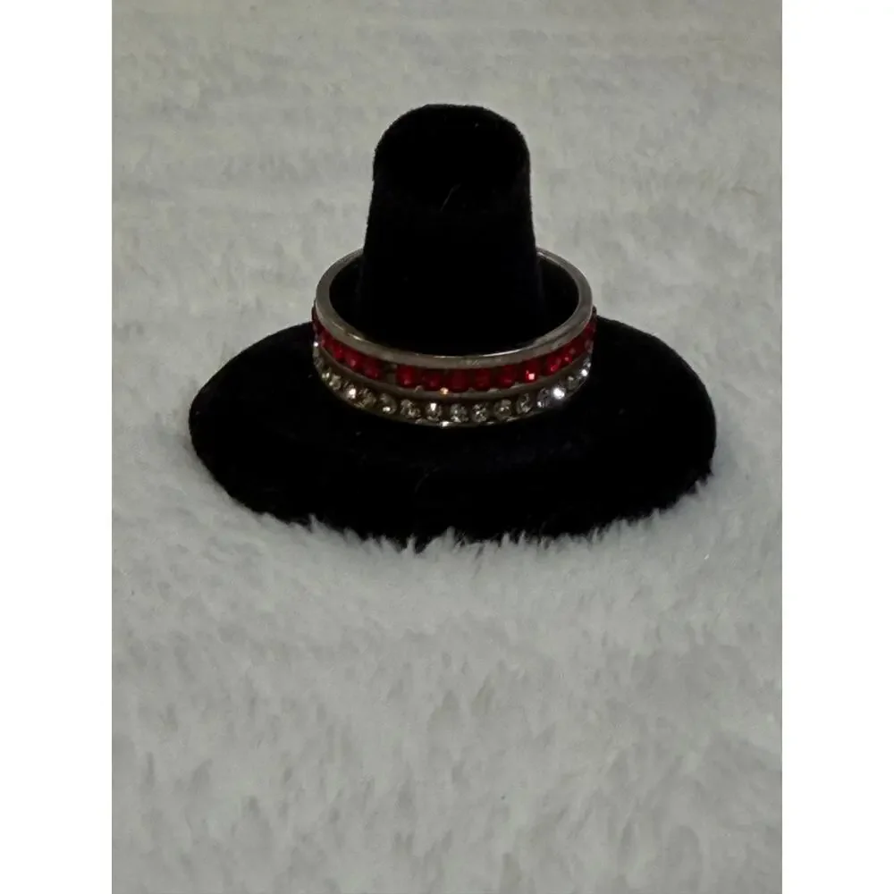 Red + Clear Rhinestone Band – Silver Tone – Size 8